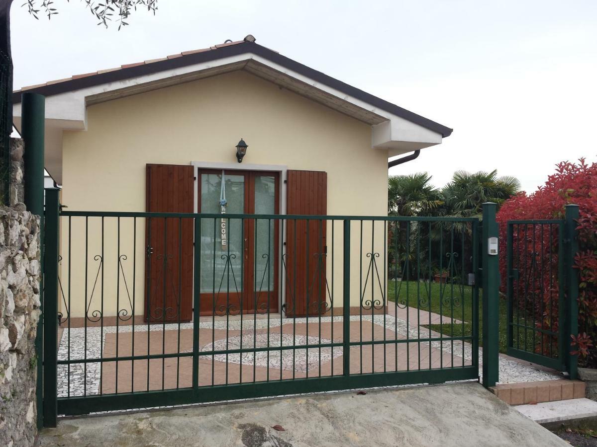 Apartment Con Giardino A Cisano Di *